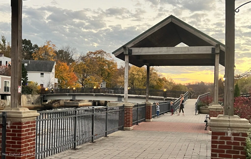 The Downtown Ipswich River Walk