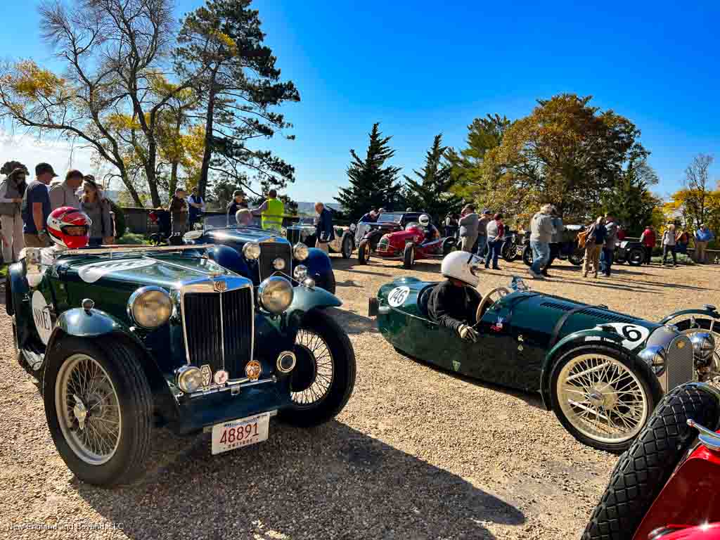 The Vintage Car Climb at Castle Hill