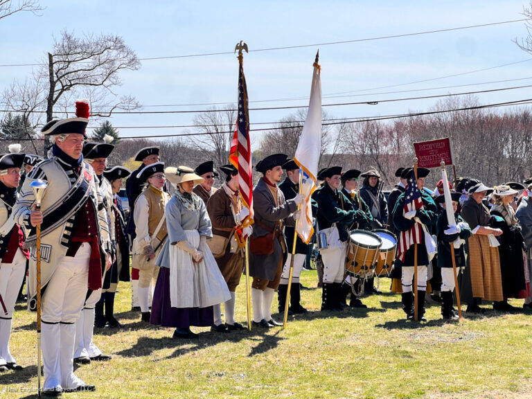 Guide to the Reenactments of the Battles of Lexington and Concord