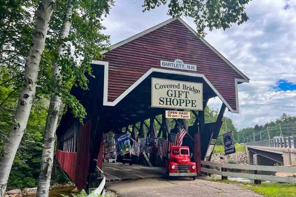 Covered Bridge Gift Shoppe - Bartlett, NH